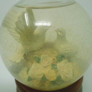Love Birds With Roses Musical Snow Globe Vintage